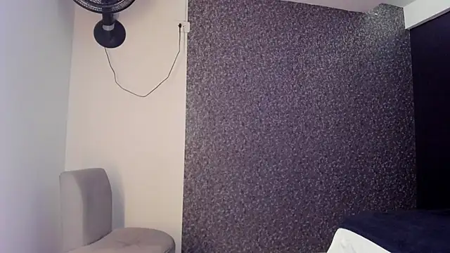 PerlaRogerss_ webcam
