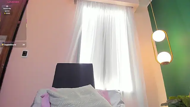 Alicecoule_ webcam