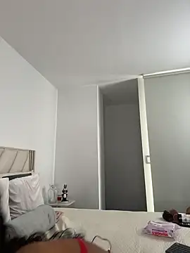 ZaraReyes webcam
