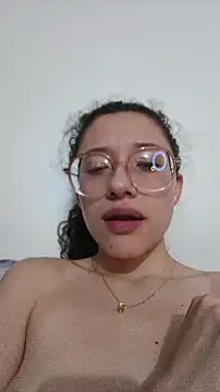 DanaaCollins webcam