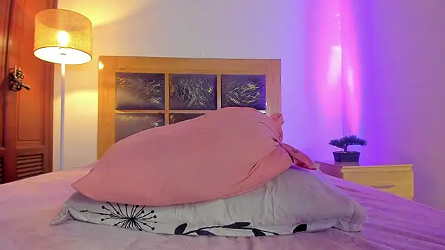 Zoe_sky1 webcam