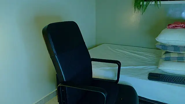 LexaDominant__ webcam