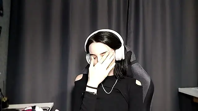 NightFoxxx webcam