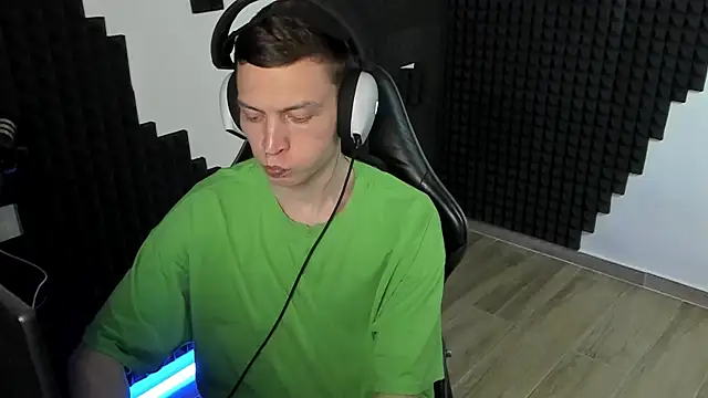 More_than_friend webcam