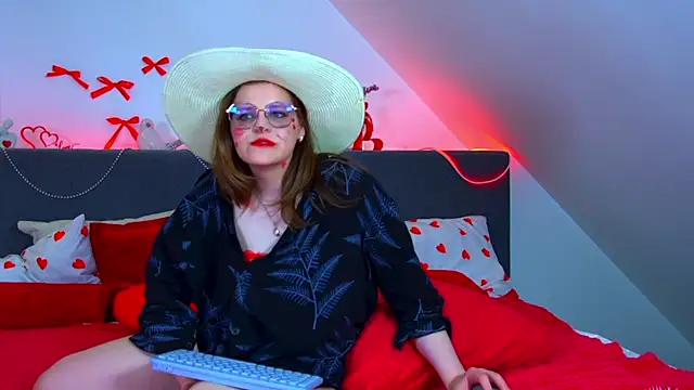 Watch AlexaAvery live on EroticFlix - High definition streams