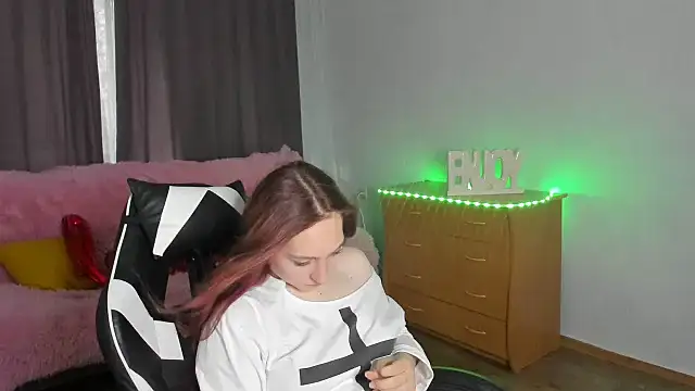 ModelGyrl webcam