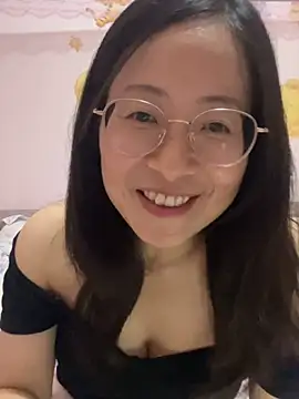 tangtang0530 - TangTang0530's free webcam - UK Sex Cams