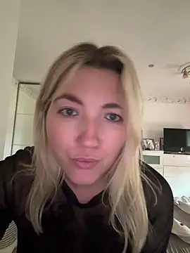 LauraStarr webcam