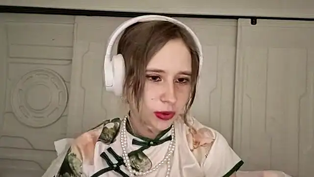 LiableDignity webcam