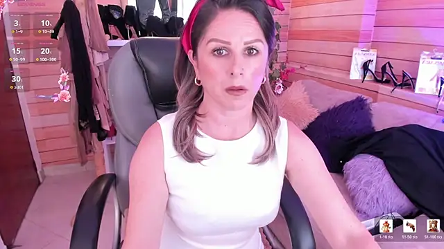 Watch Victoria_collins_1 live on EroticFlix - High definition streams