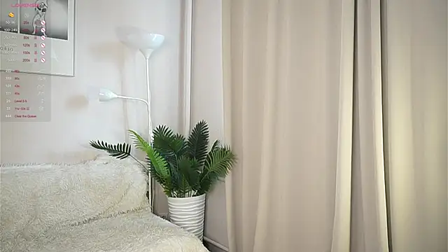 KarraSilent live cam on StripChat