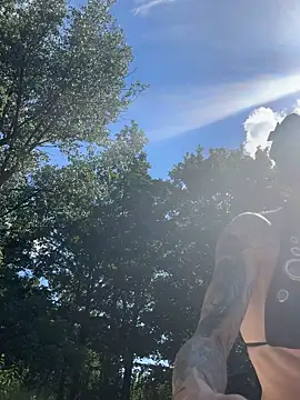 SkinnyLilly