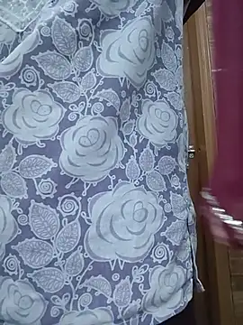 Noorkhatoon webcam