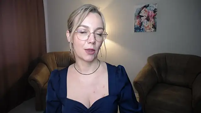 Ava_Elior webcam
