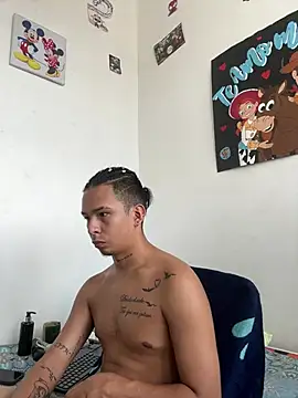bliinkii_and_luka_ webcam