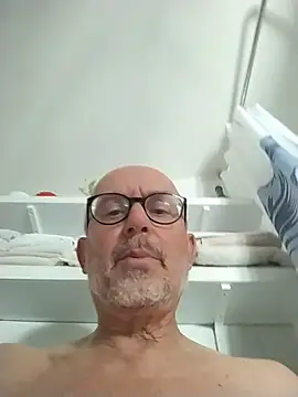 Lovely_professor webcam