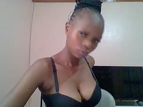 Pretty-Gloww webcam