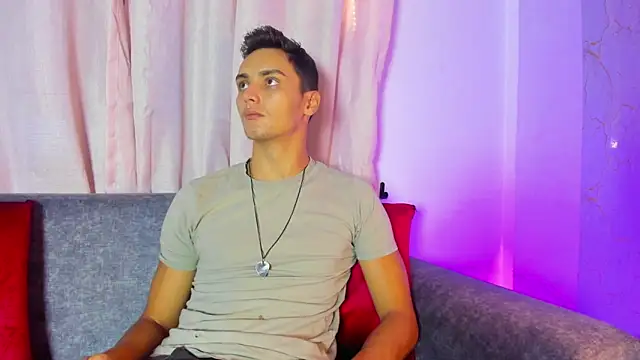 andrewevans46 webcam