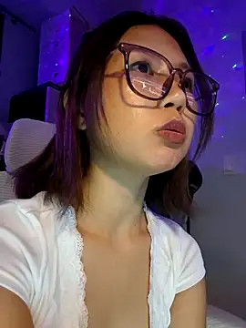 urgrl_portia webcam