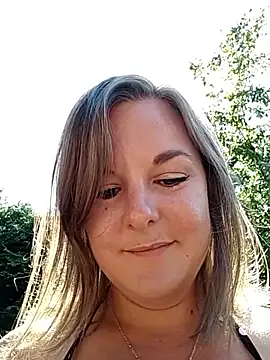 SwedishJennifer webcam