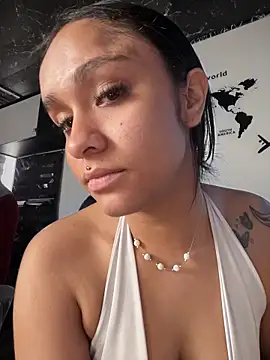 Isabella-Teen webcam