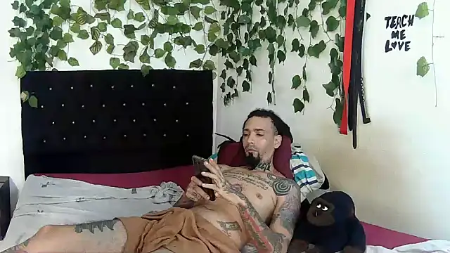 caribbeanlover1 webcam