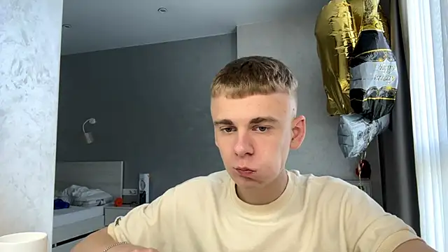 solofury - SoloFury's free webcam - UK Sex Cams