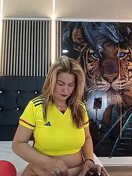 Watch _Pamelamilff live on EroticFlix - High definition streams