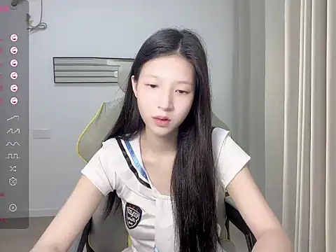 yy-1314 live cam on StripChat