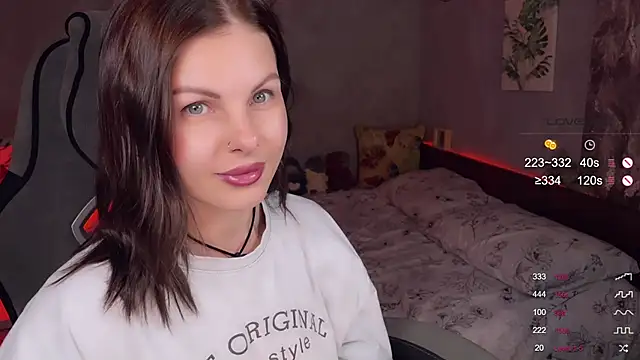 Watch Alaska_ya live on EroticFlix - High definition streams