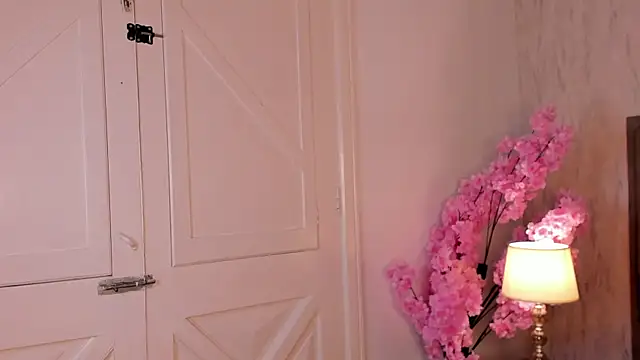 Sienna_brunette webcam