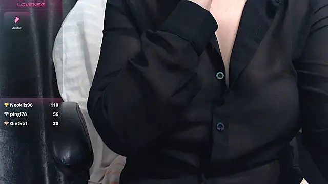 LadyAverrySquirt11 webcam