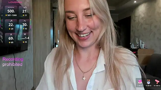 lady_Nati webcam
