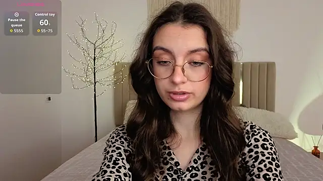 Real_cutie1 webcam