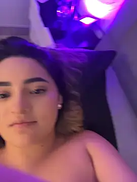 antonella_julieta's live room