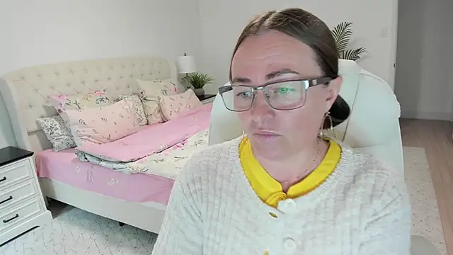 Vika73 webcam