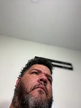 HotDominicanCum webcam