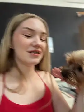 MilaMoone webcam