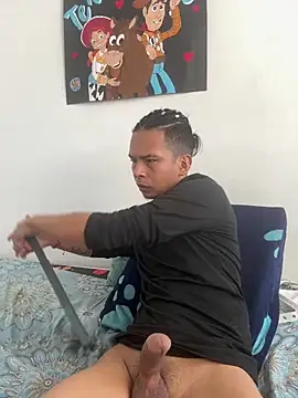 bliinkii_and_luka_ webcam