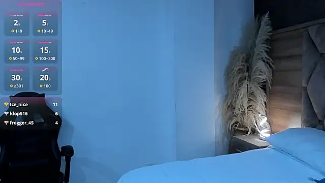 CristineRainn_ webcam