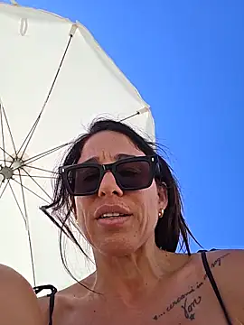 sexy7883 webcam