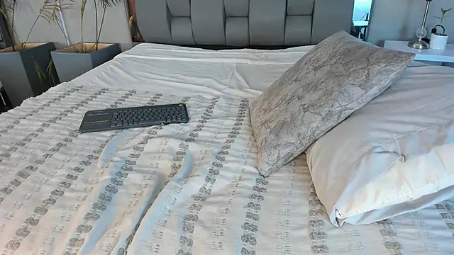 Charlie___Musk webcam