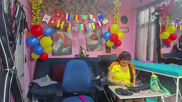 lesbiancuple webcam