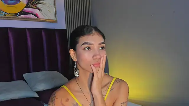 LauraAristizabal webcam