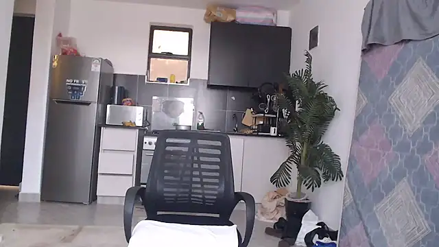 CurvyGlass webcam