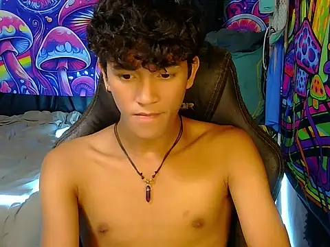 hugekenbigcock webcam