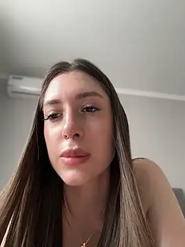boomfoxy - BOOMFOXY's free webcam - UK Sex Cams