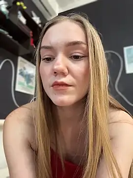 Watch MilaMoone live on EroticFlix - High definition streams