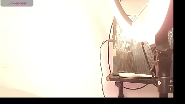queen_adhara webcam