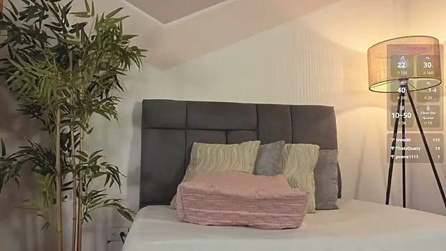 aprildreams19 (F teen) - Soft touches over the leggings 🍑